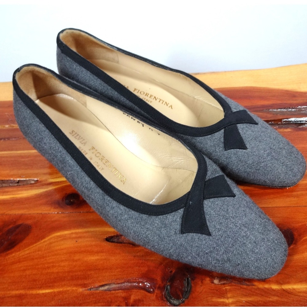 Silvia Fiorentina Flats 7M Grey Wool Low Block Heel Bow Italian Made Luxury